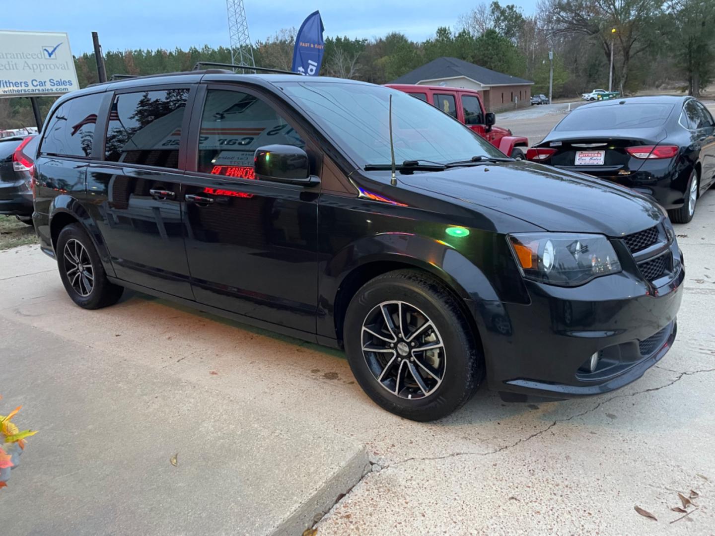 2019 Black /Black Dodge Grand Caravan GT (2C4RDGEG0KR) with an 3.6L V6 DOHC 24V engine, 6A transmission, located at 204 Hwy. 16 East, Carthage, MS, 39051, (601) 267-7277, 0.000000, 0.000000 - Photo#1